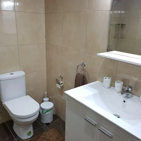 Haig's Dream Flat On The * Larnaca