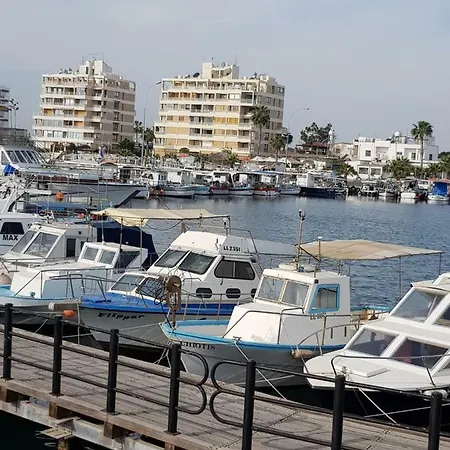 Haig's Dream Flat On The *