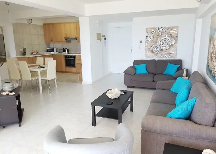 Haig's Dream Flat On The Larnaca