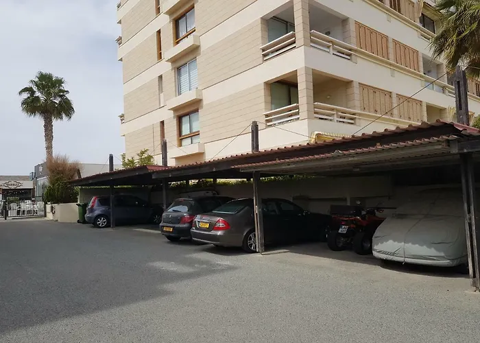 Haig's Dream Flat On The Daire