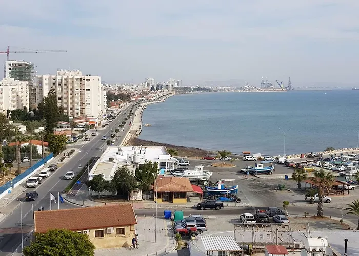 Haig's Dream Flat On The Daire *