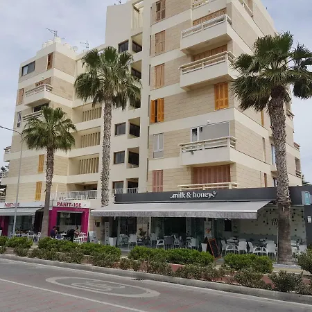 Haig's Dream Flat On The Appartement Larnaca